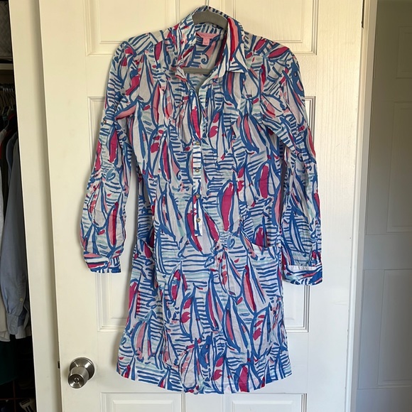 Lilly Pulitzer lightweight shirt dress or coverup - Picture 1 of 3